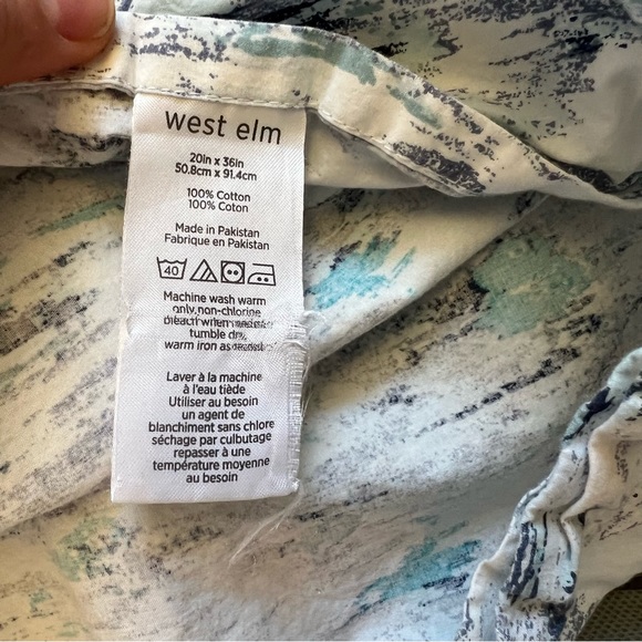 West elm king pillow sham, white and blue - Picture 4 of 6